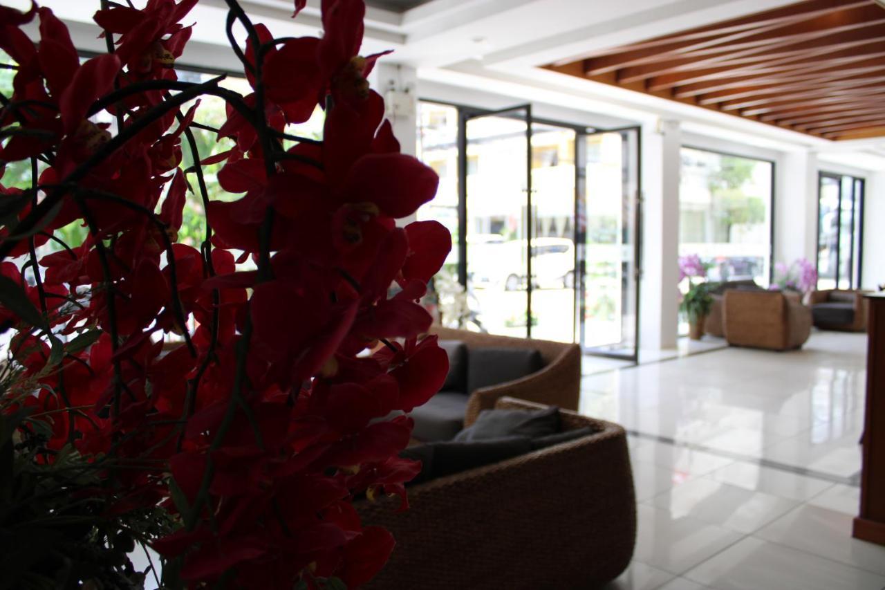 Chana Hotel Phuket Exterior photo